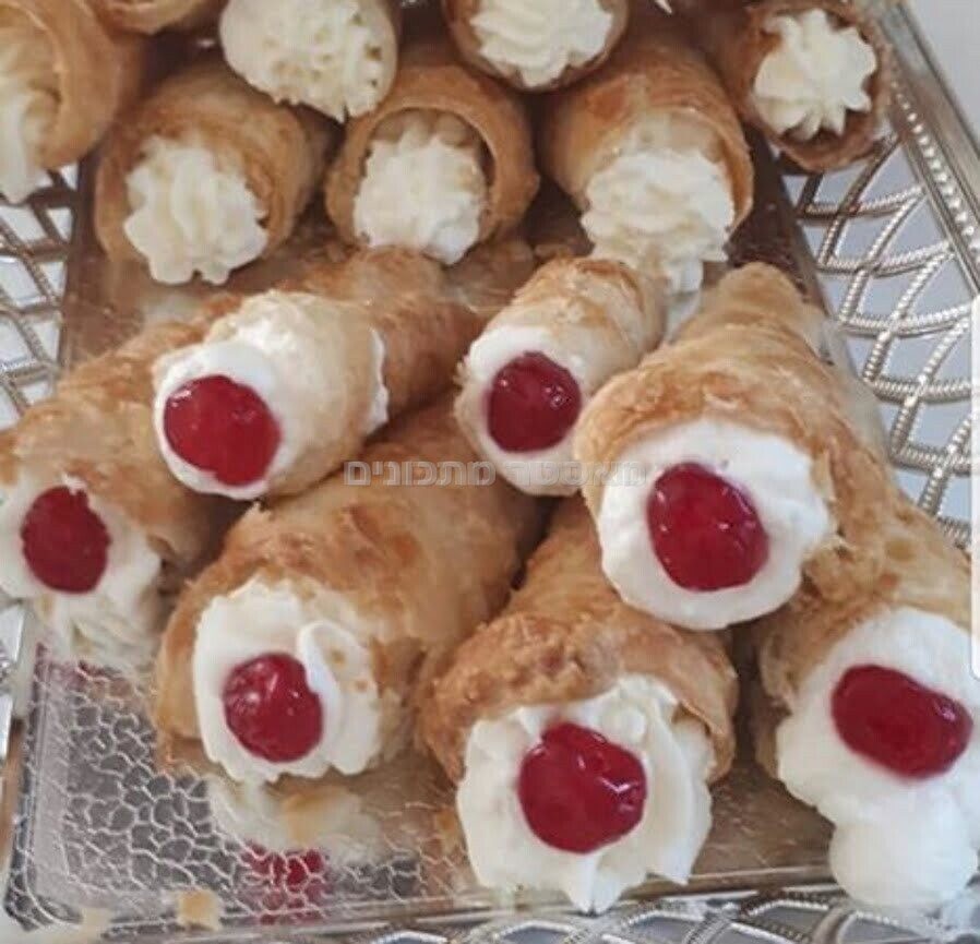 קונוסים במילוי מתוק