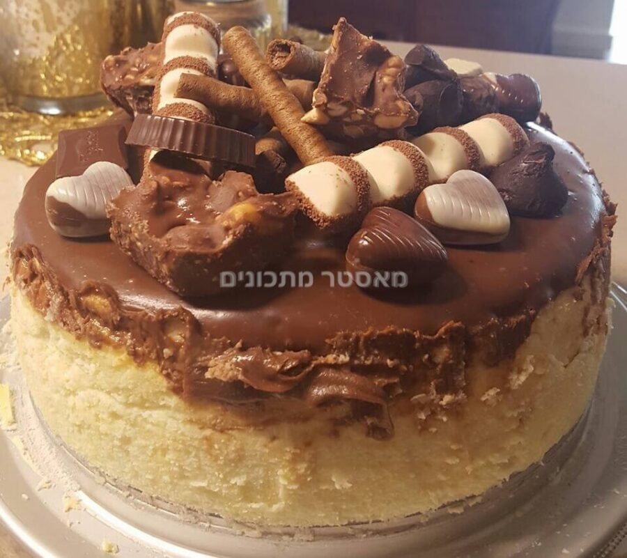 עוגת גבינה אפויה עטופה בגאנש קפוצינו