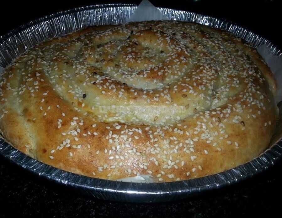 מאפה ספירלה ולחמניות