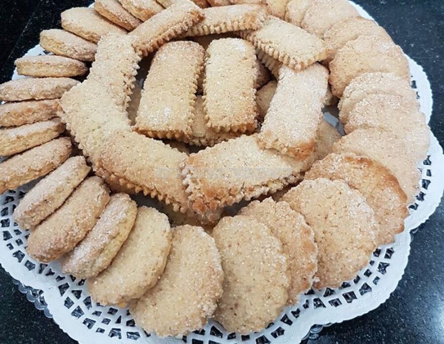 עוגיות עיראקיות חג'יבדה עם הל
