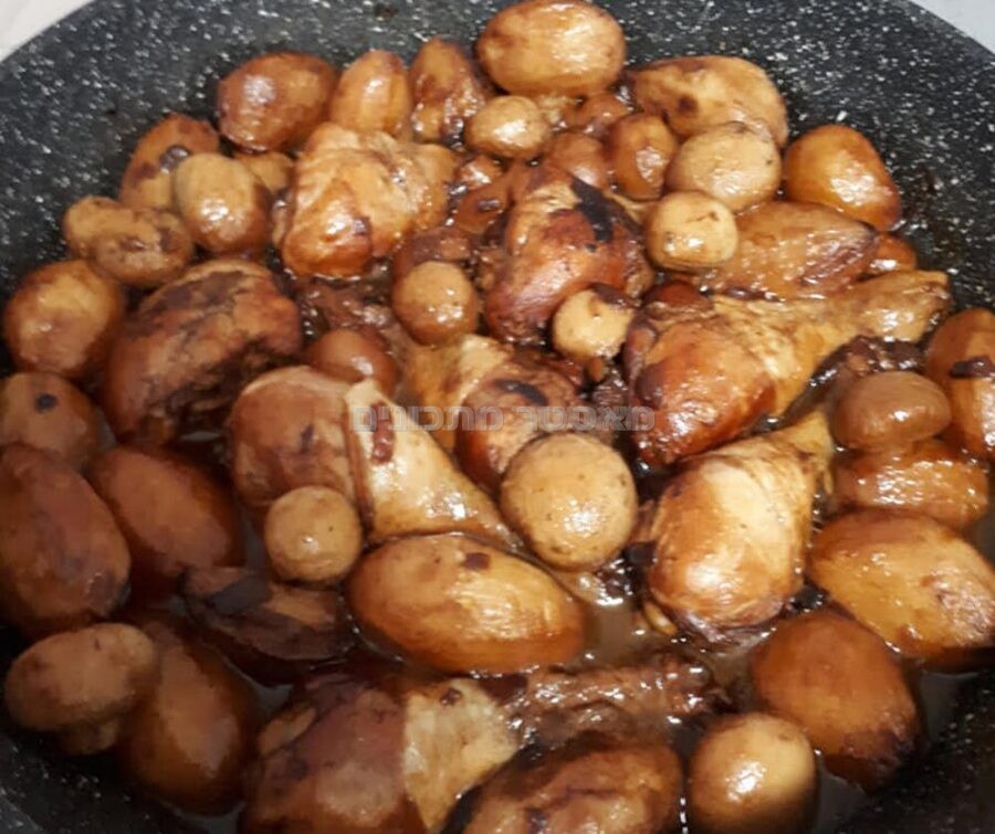 סופריטו עוף עם תפוחי אדמה ופיטריות