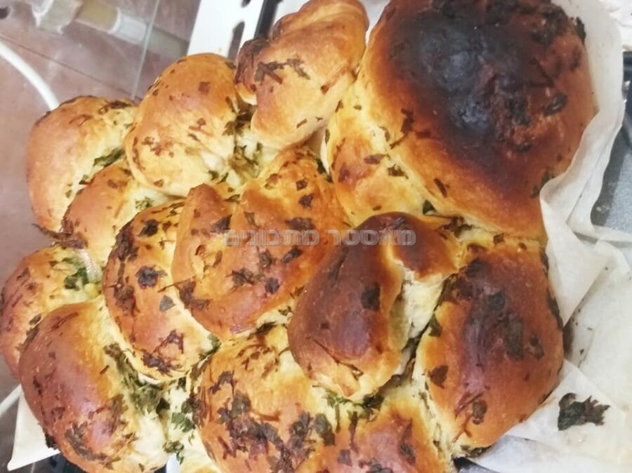 חלת שום נתלשת
