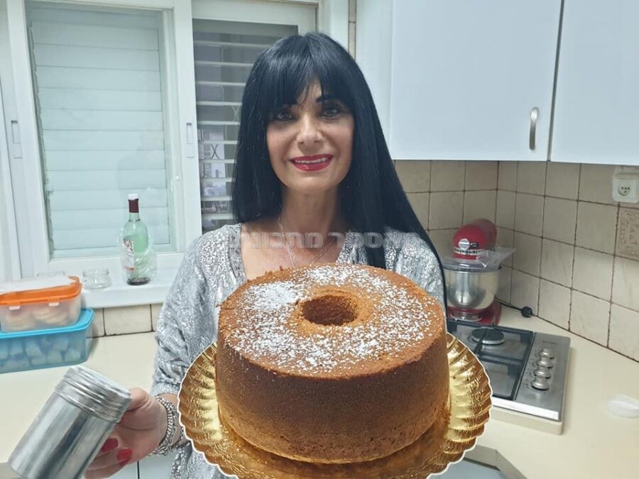 עוגת טורט בחושה גבוהה וטעימה