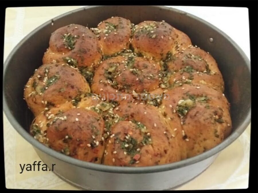 לחם שום