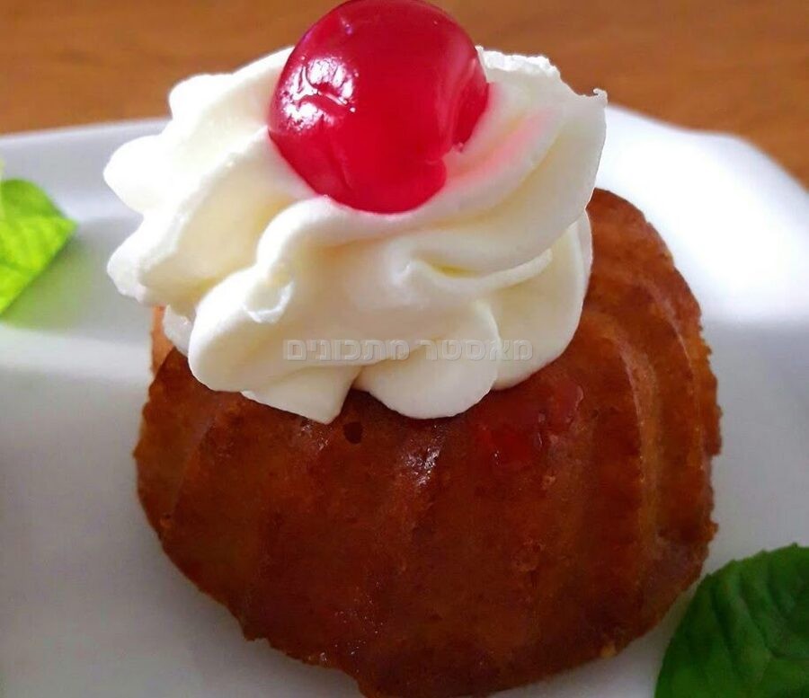 עוגת סברינה/אישיות