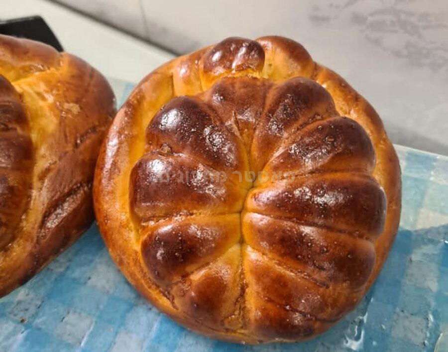 חלות ולחמניות מתוקות