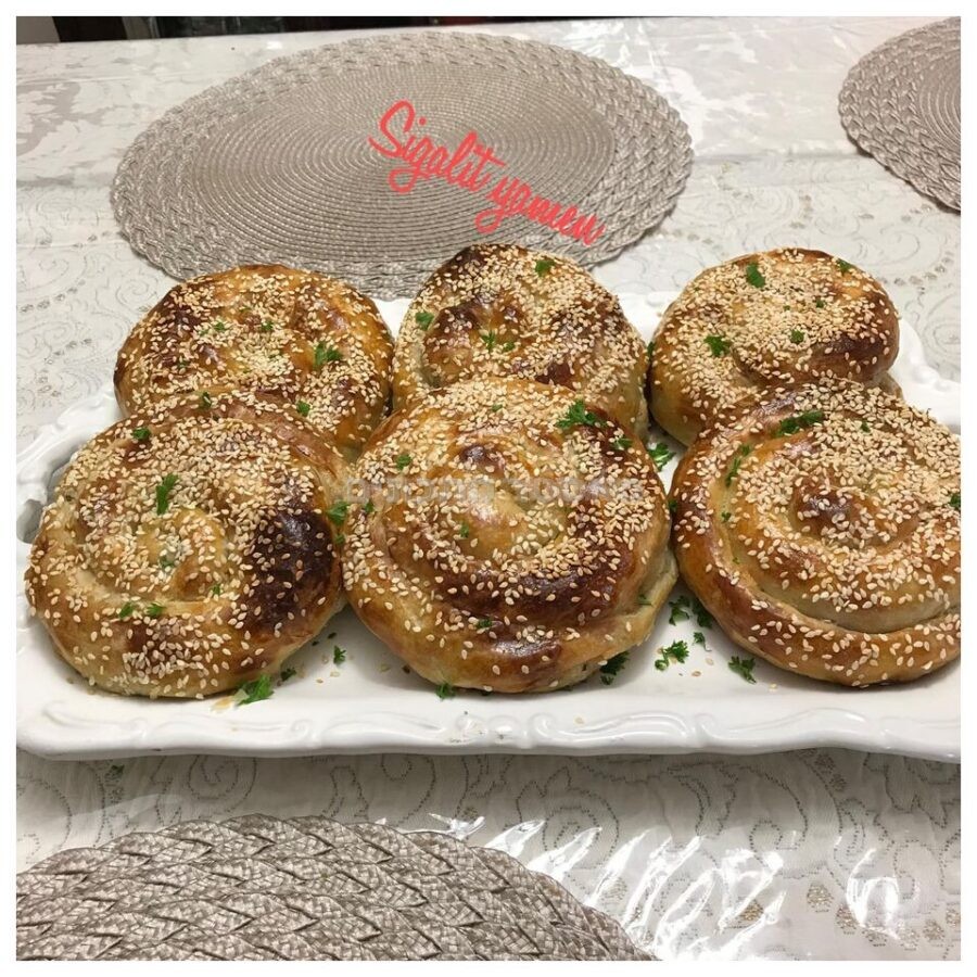 מאפה בורקס שבלולים במילוי תפוחי אדמה 