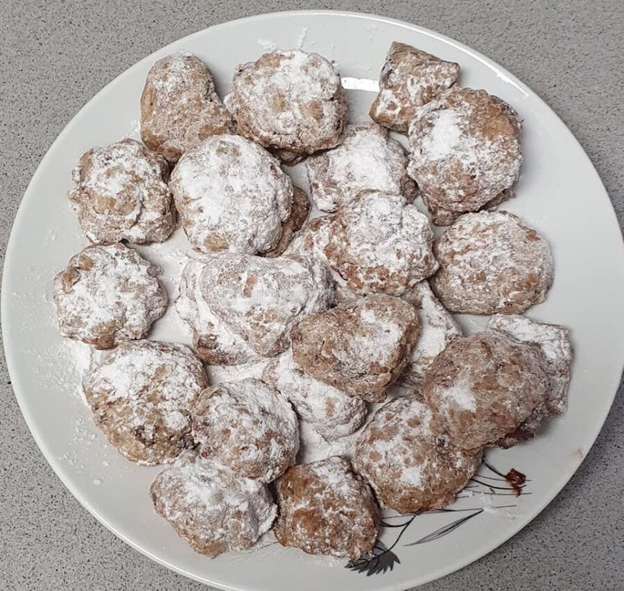 עוגיות קפה שוקולד ואגוזים