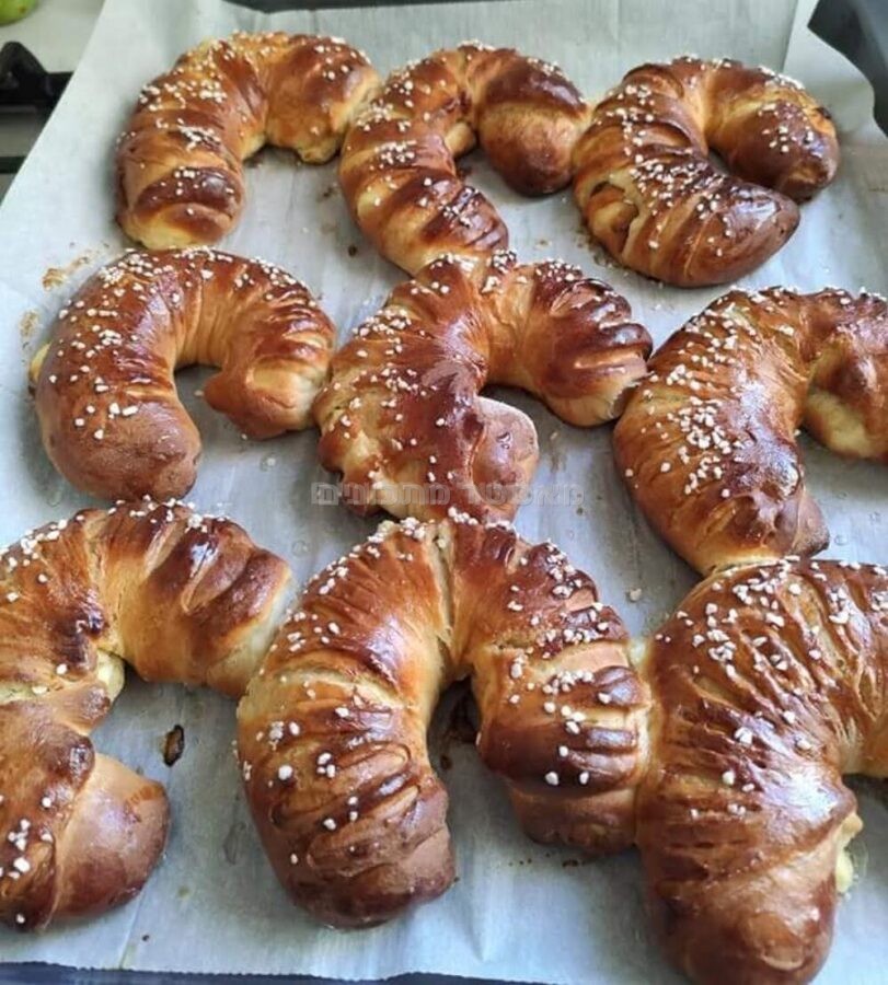 מאפה שמרים גבינה עם מלית וניל