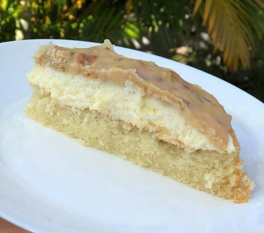 עוגת טורט שמנת ,שוקולד בלונדי ובייגלה מלוח