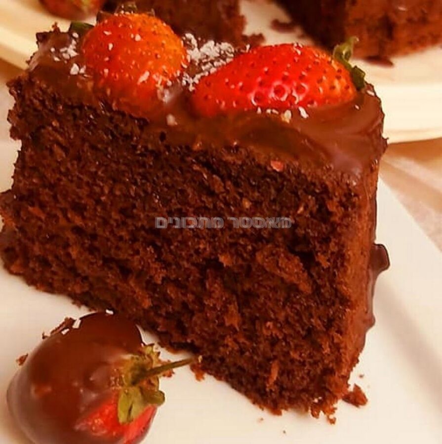 עוגת שוקולד🍓 קוקוס ותותים