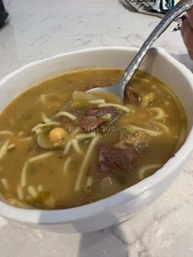 מרק חרירה עם בשר