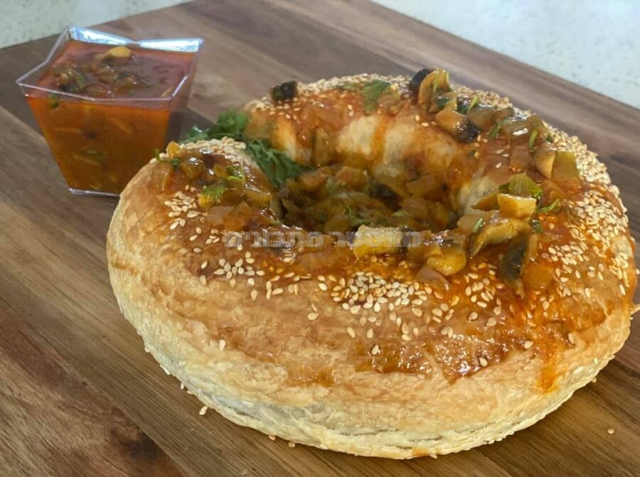 קערת בורקס במילוי בשר