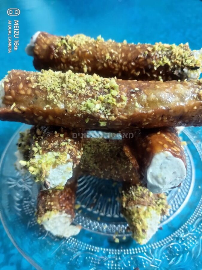 סוכריות סיגר שומשום במילוי קרם פיסטוק ממתק נדיר בטעמו 🔥🔥🔥