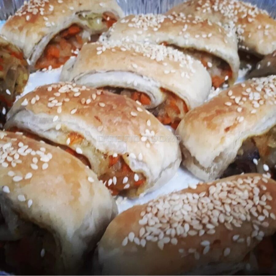 מאפה בצק עלים במילוי ירקות ופטריות