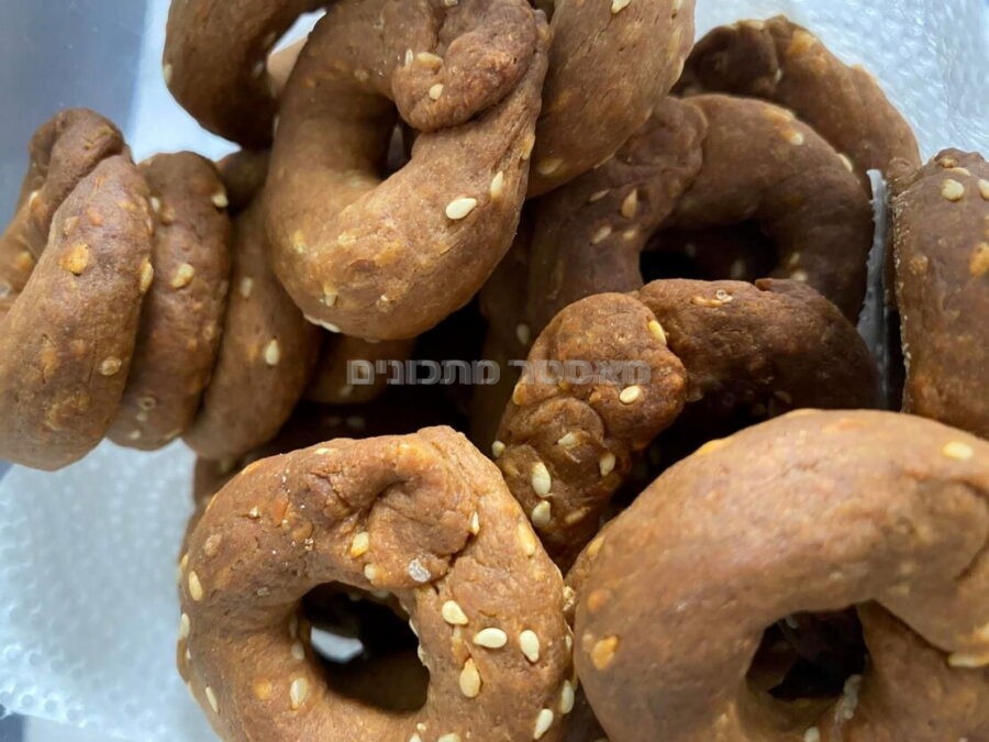 עוגיות מלוחות -עבאדי סטייל (טבעוניות) ..זהירות ממכרות 😀