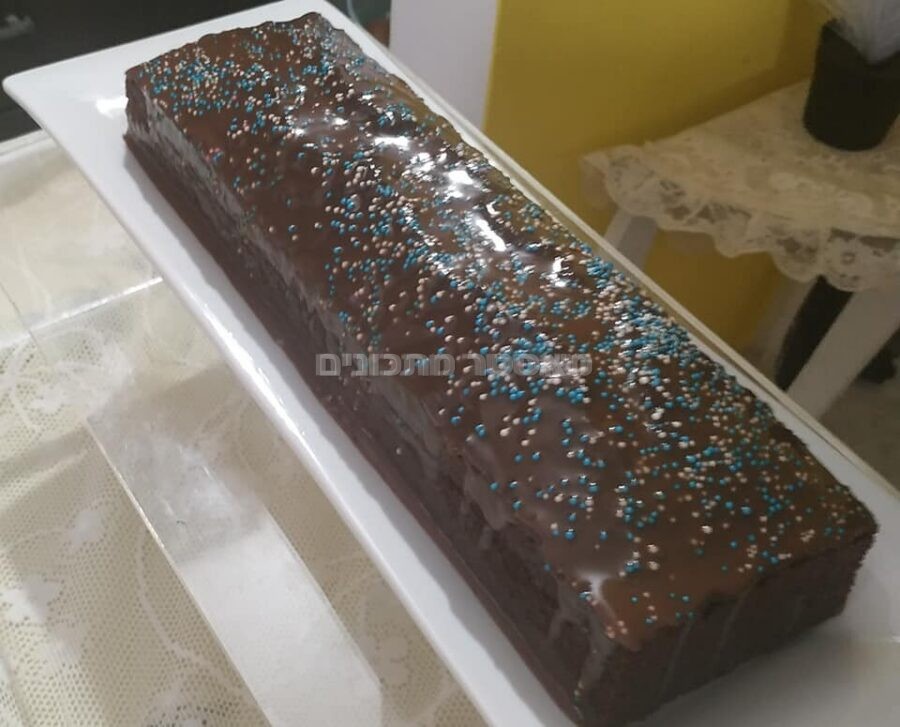 פס עוגת שוקולד עם ציפוי גנאש חלב