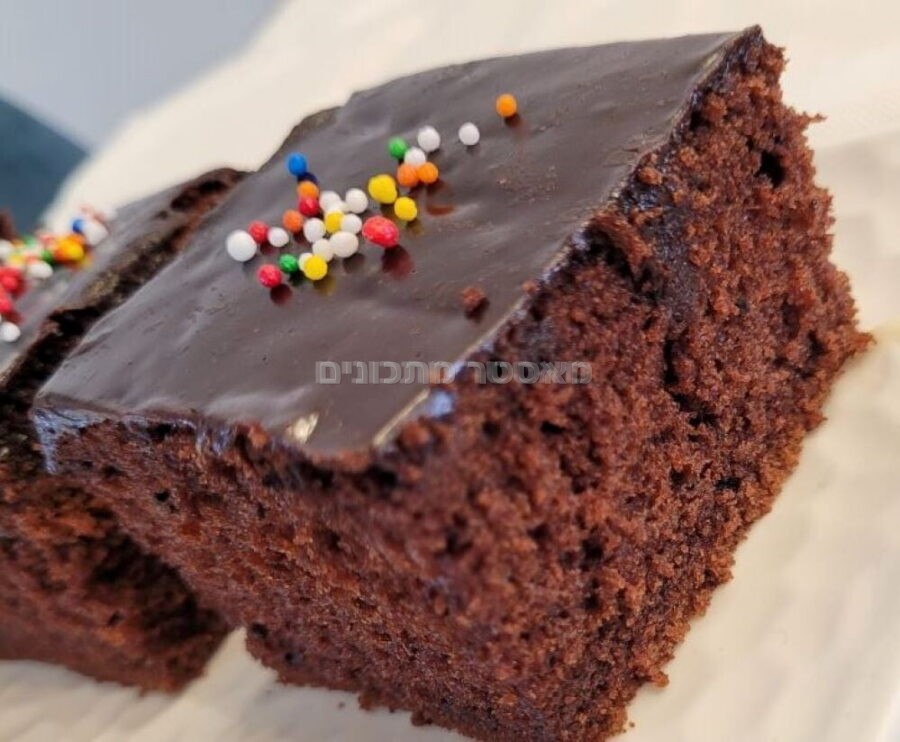 עוגת שוקולד פשוטה וטעימה