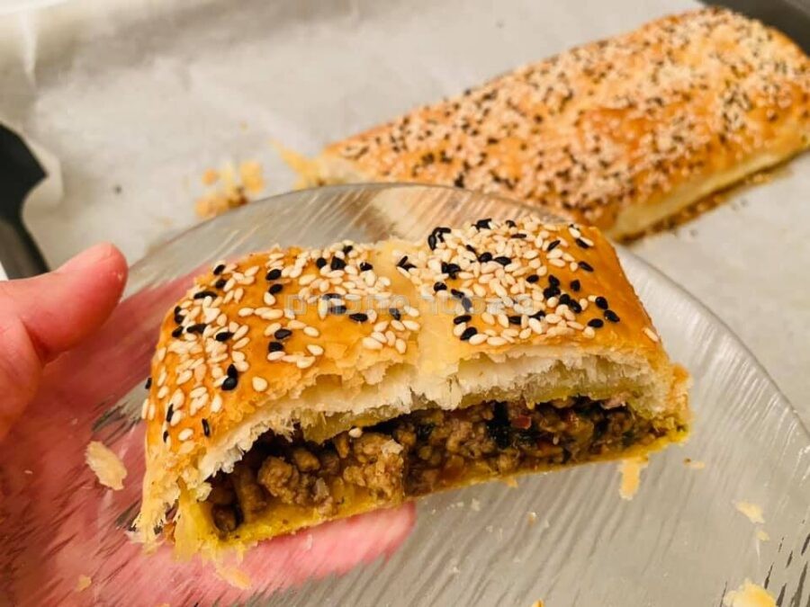 בורקס בשר ופיסטוקים טעים במיוחד 😋