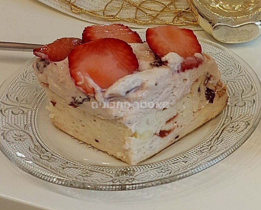 עוגת גבינה עם קונפיטורת תותים🍓🍓🍓