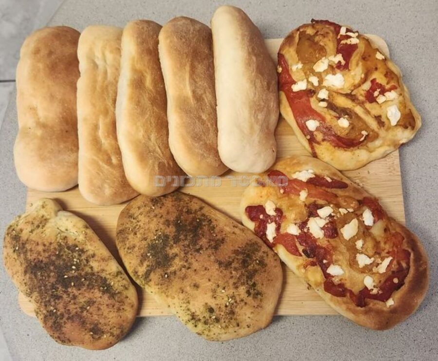 פוקצות/זעתר/פלפל קלוי ובולגרית