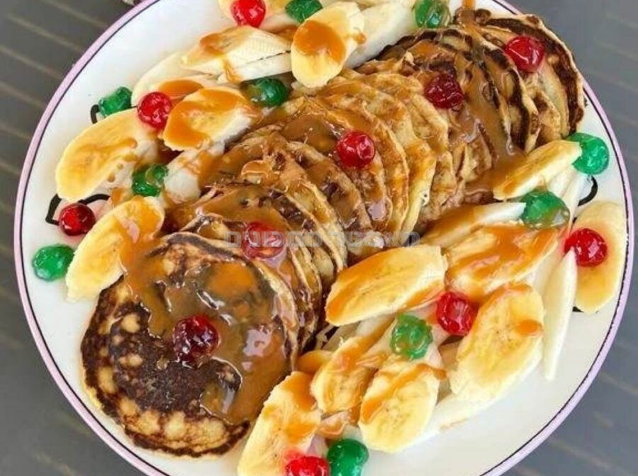 פנקייק חגיגי כשר לפסח + מתכון לקרמל חם ומלוח