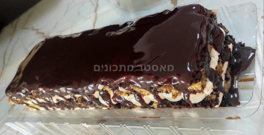 קינוח עשיר שכבות שיש קצפת וגנאש