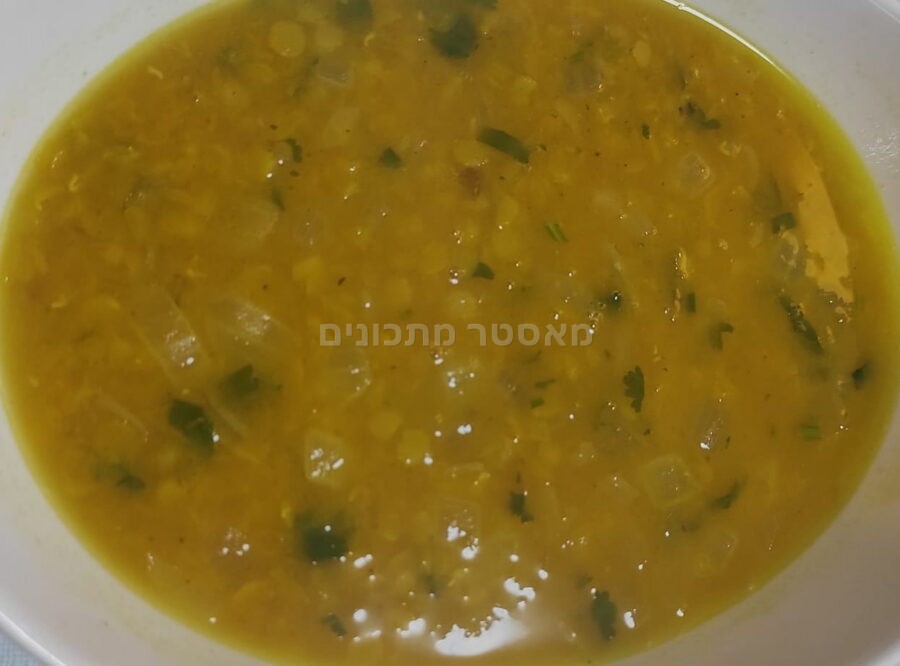 מרק עדשים כתומות