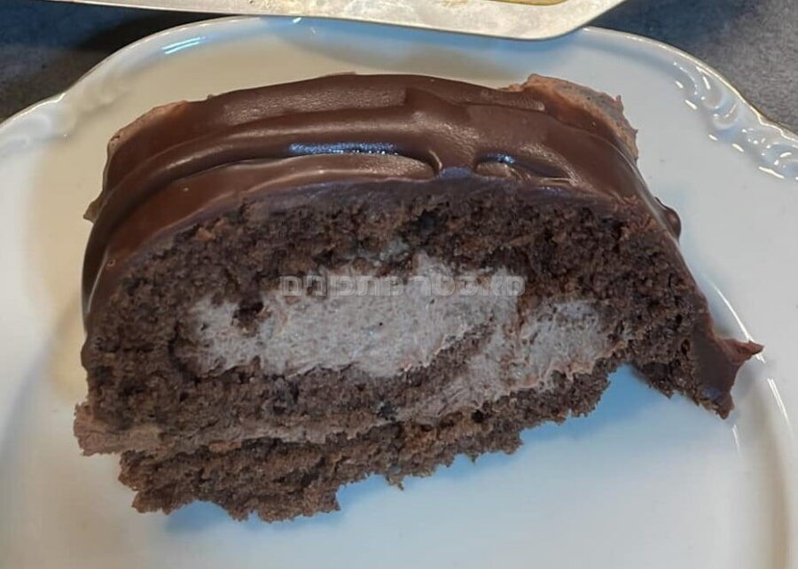 רולדת שוקולד וגנאש מריר מוקצף