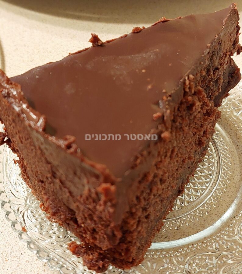 עוגת שוקולד עשירה