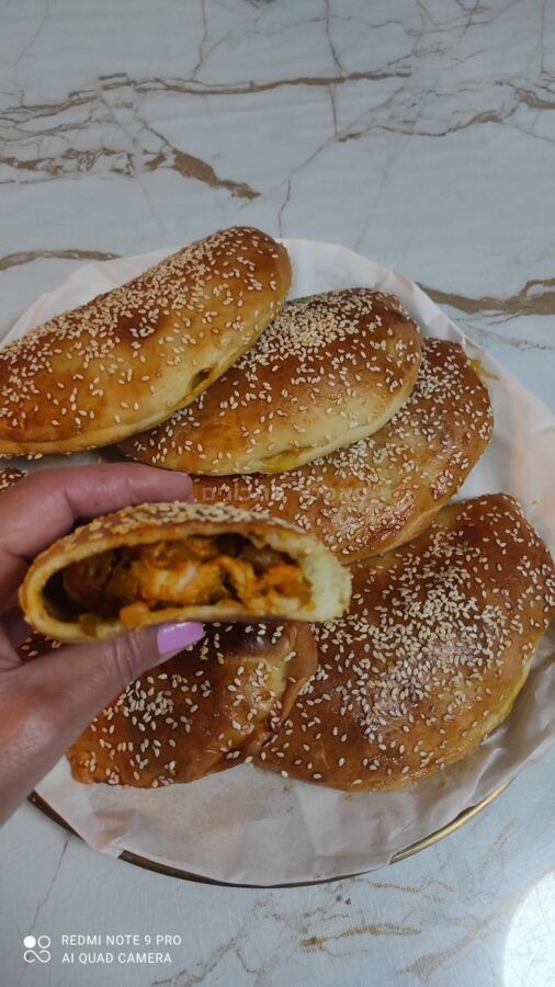 לחם ממולא חזה עוף פיקנטי