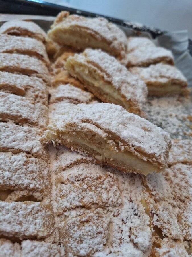 מגולגלות פריכות במילוי גבינה🥖