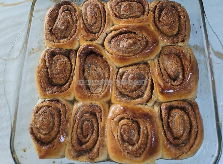 שושני קינמון / עוגות שמרים
