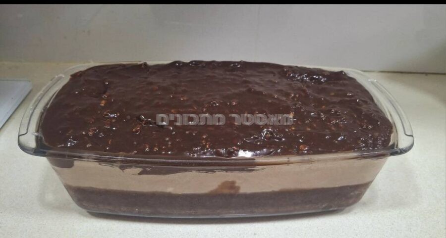 עוגת שוקולד מוס וברס אגוזי לוז