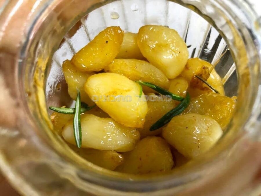 קונפי שום