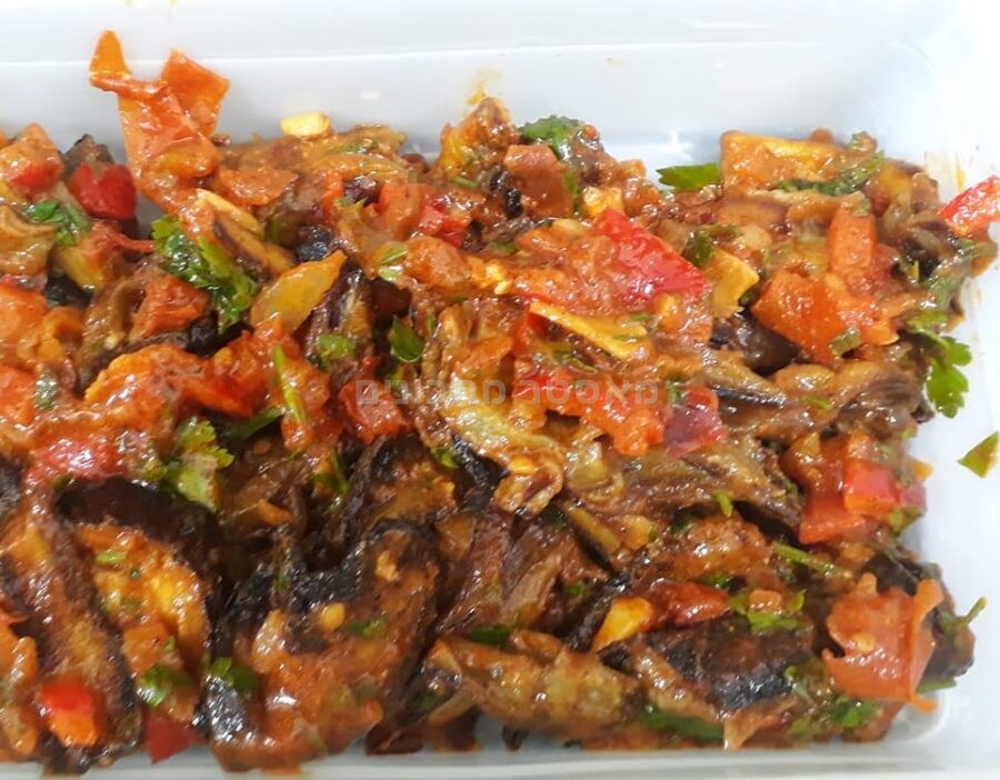 סלט חצילים פיקנטי…טעים ביותר 😋😋😋