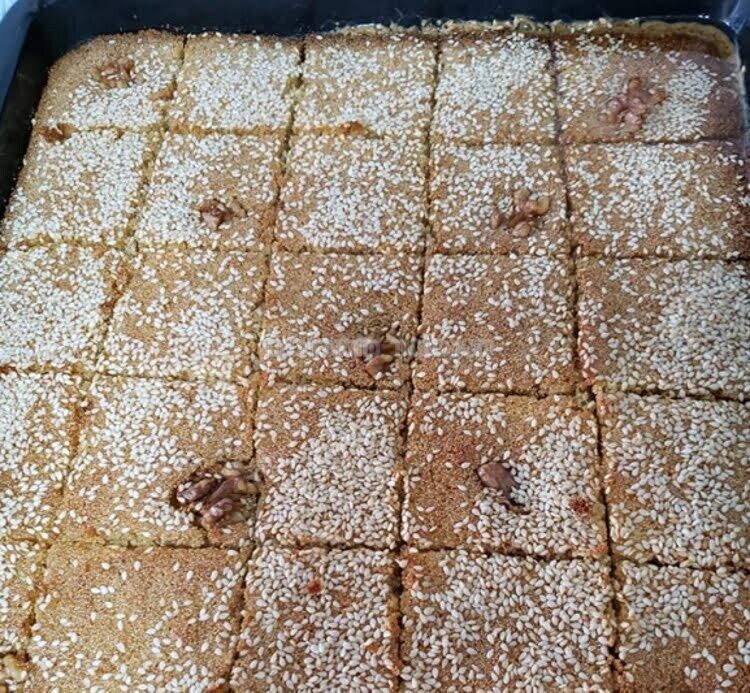 עוגת סולת טריפוליטאית מושלמת (ספרה גלבלוז)