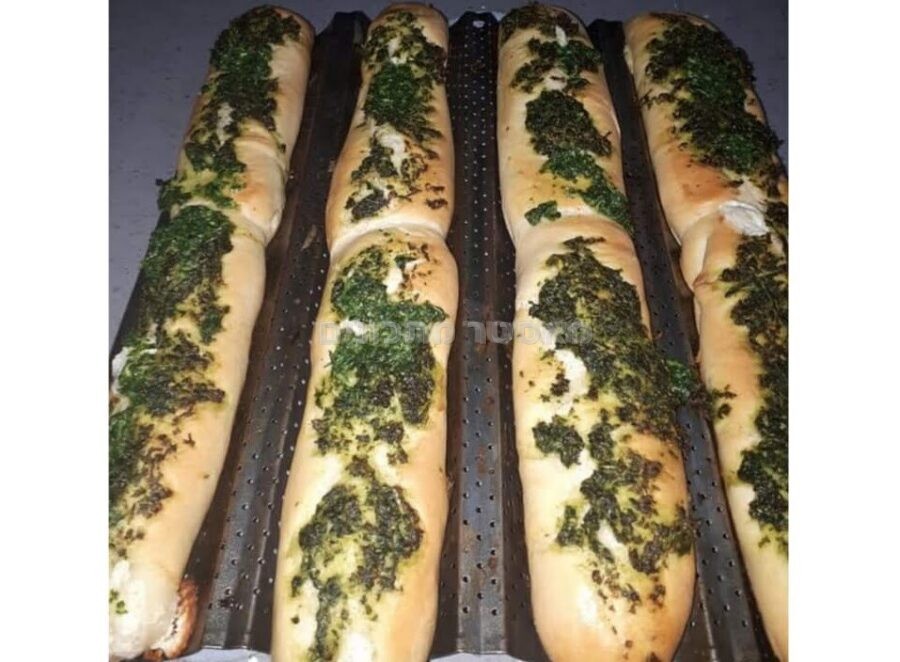 לחמניות שום ממולאות בגבינות