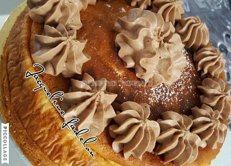 עוגת גבינה עם ציפוי שמנת מתוקה ונוטלה