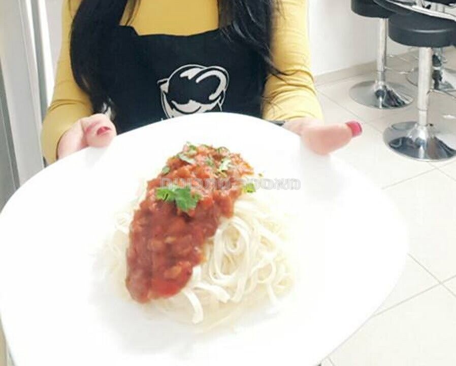 ספגטי ברוטב סלסה עם טונה