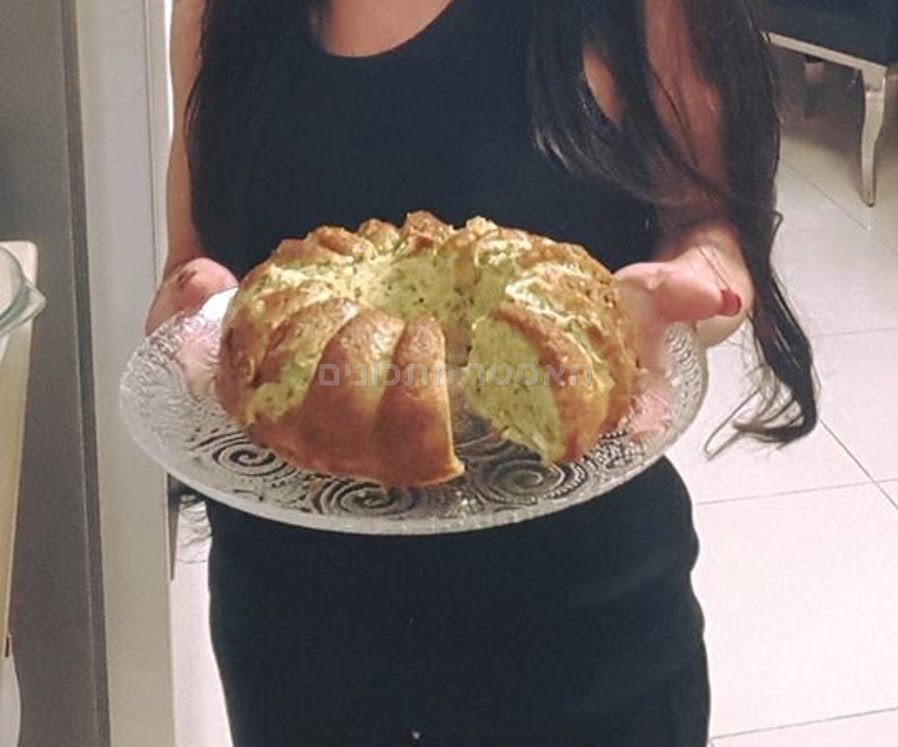 פשטידת ברוקולי וגבינות