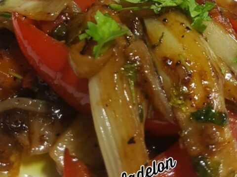 בישבש (שומר) בטטה גמבה ובצל מוקפץ ב ווק עם רוטב טריאקי