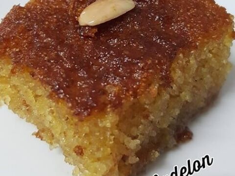 מתכון + סרטון להכנת עוגת סולת עסיסית