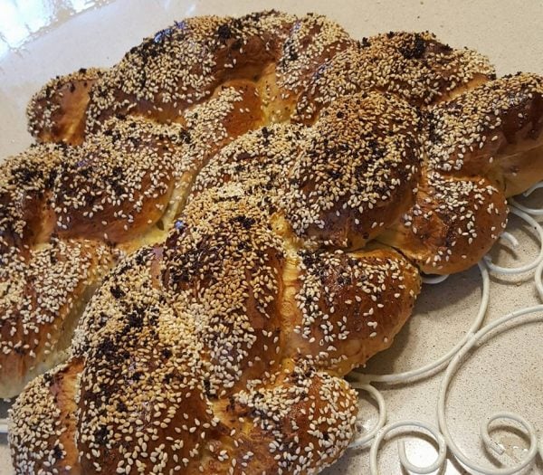 חלות קלועות לשבת