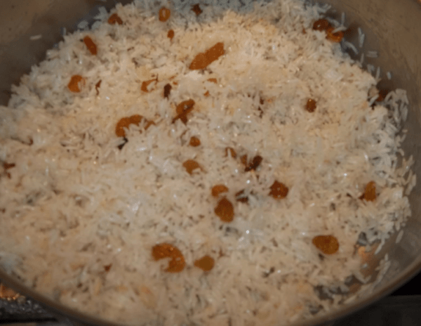 אורז עם צימוקים