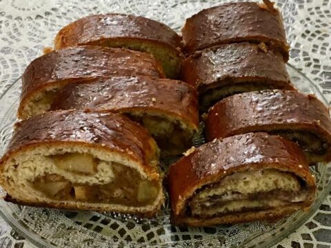 מאפה רולדות שמרים פריך בצ׳יק צ'ק