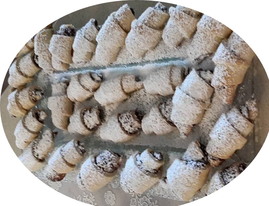 עוגיות מבצק פריך ממולאות בממרח תמרים וקינמון_נורית יונה