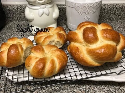 לחמניות / חלה