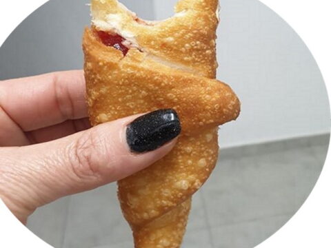 קרואסונים חמאה וריבה – מתכון : אהובה אלפרון