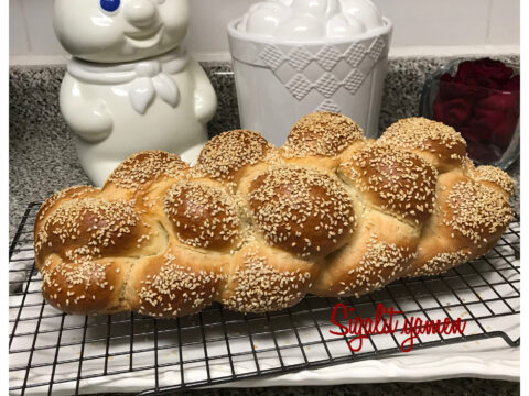חלה / לחמניות לשבת